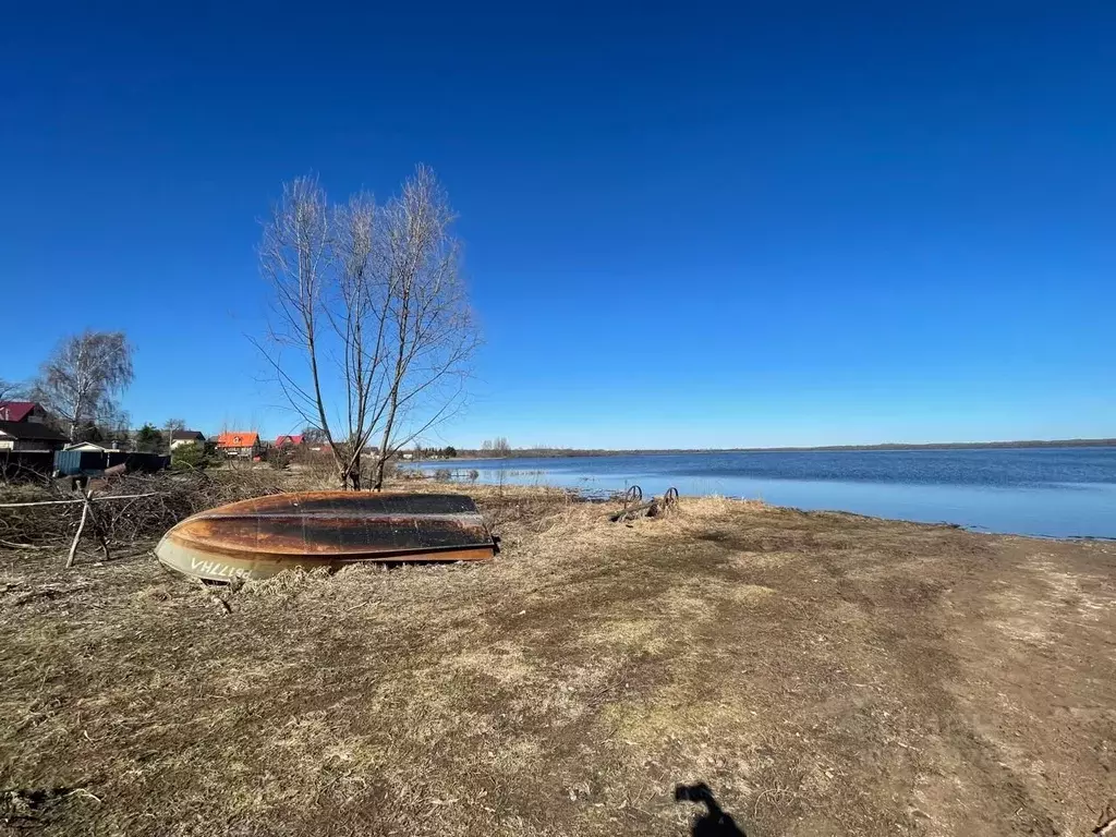 Дом в Новгородская область, Новгородский район, Бронницкое с/пос, д. ... - Фото 1