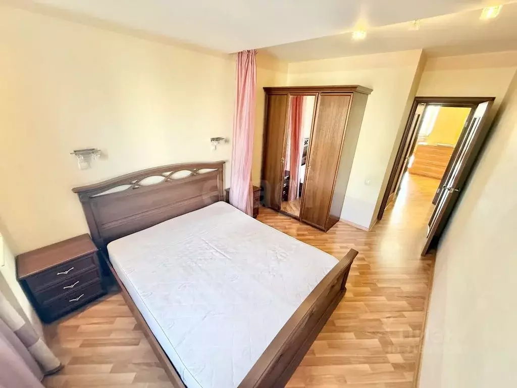 3-к кв. Удмуртия, Ижевск ул. Холмогорова, 27 (66.9 м) - Фото 2