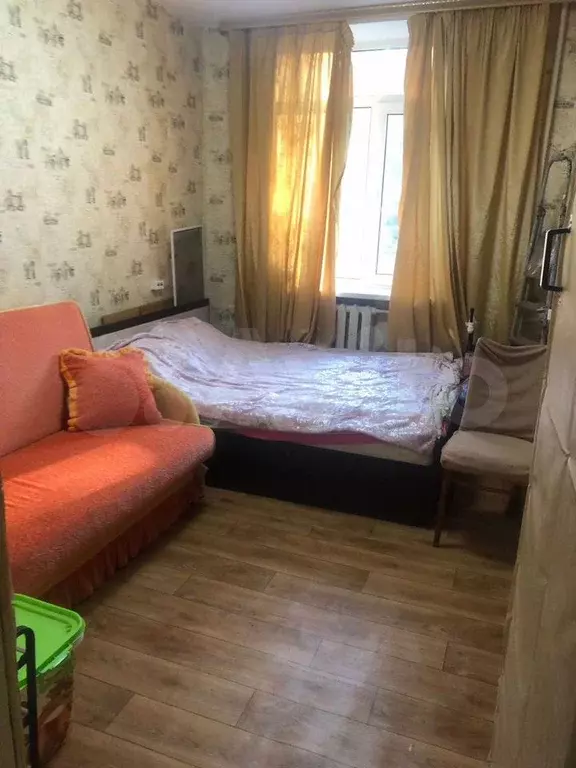 Комната 10,4 м в 4-к., 2/4 эт. - Фото 1