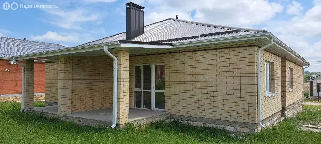 Дом в Михайловск, улица Ишкова (100 м) - Фото 1