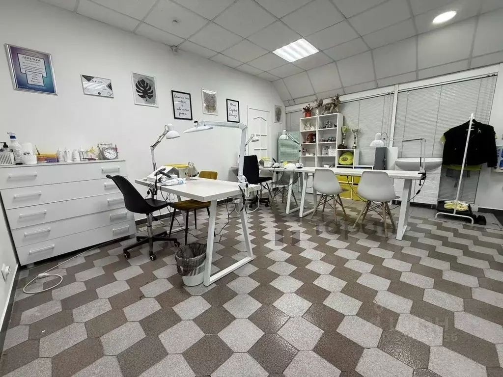 Помещение свободного назначения в Челябинская область, Челябинск ... - Фото 1