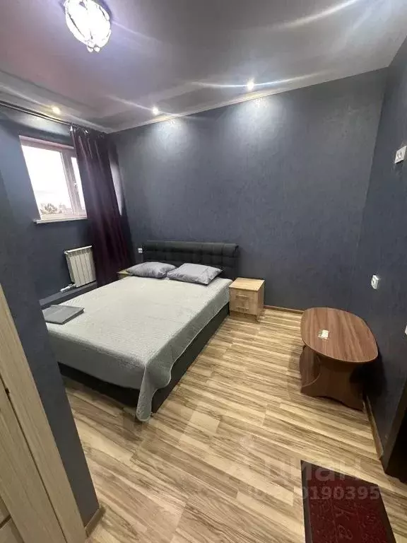 Комната Новосибирская область, Новосибирск ул. Панфиловцев, 60А - Фото 1