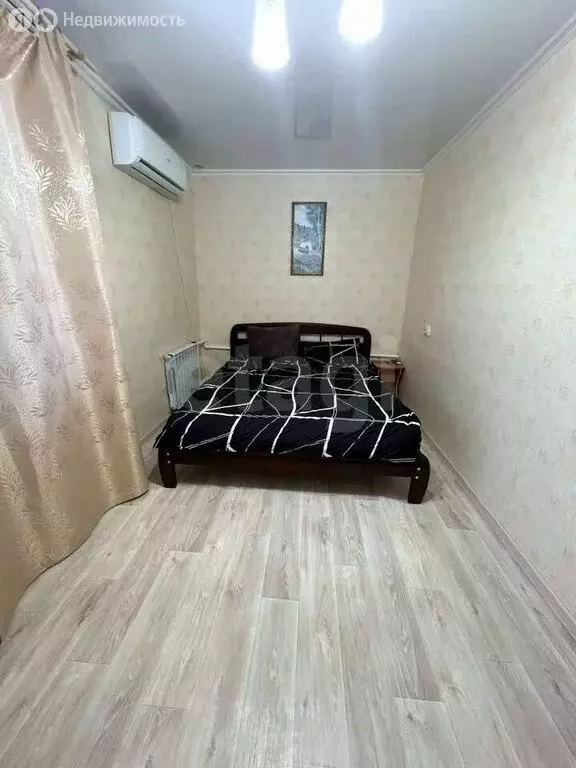 3-комнатная квартира: Севастополь, проспект Октябрьской Революции, 47 ... - Фото 1