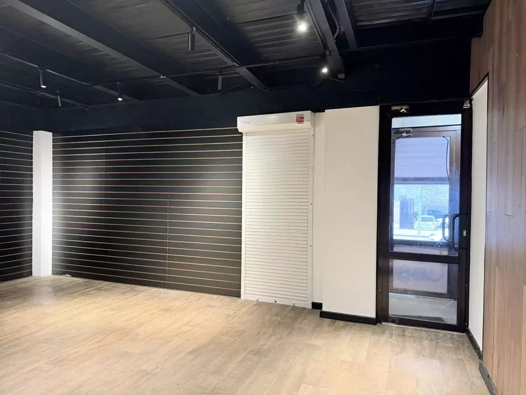 Офис в Свердловская область, Екатеринбург ул. 8 Марта, 28к2 (70 м) - Фото 1