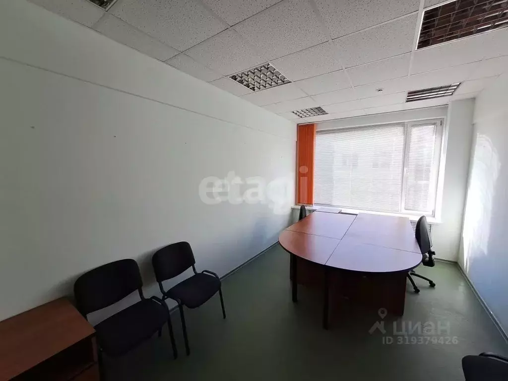 Офис в Коми, Сыктывкар ул. Ленина, 48 (16 м) - Фото 2