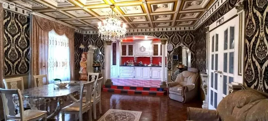 Дом в Вырица, улица Марата, 14 (225.1 м) - Фото 0