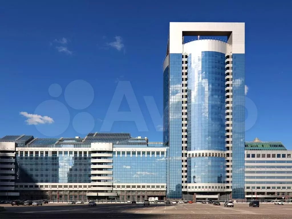 Офис с отделкой в Москва-Сити 945м2 - Фото 1