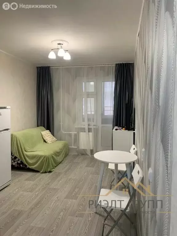 Квартира-студия: Зеленодольск, проспект Строителей, 20 (17.2 м) - Фото 1