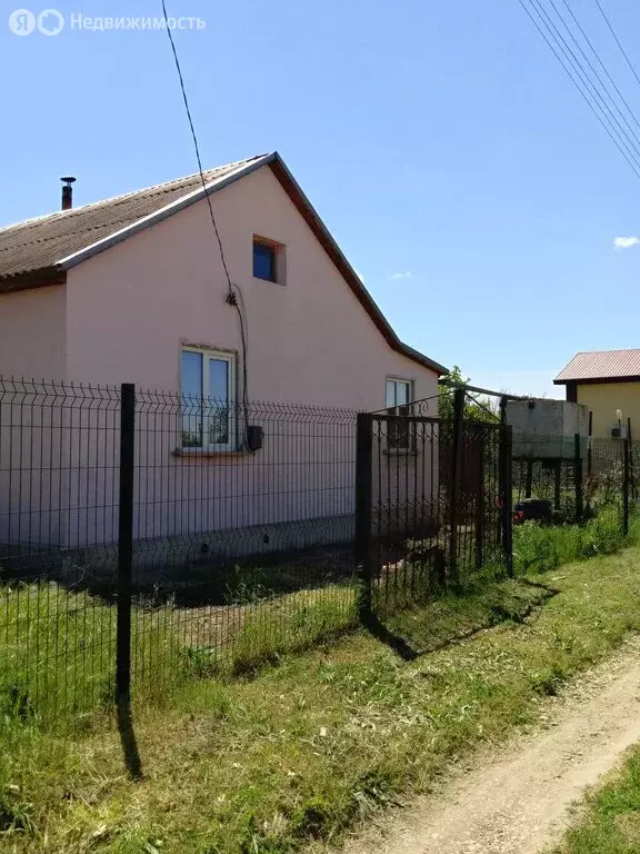Дом в Симферопольский район, село Трудовое (36.6 м) - Фото 2