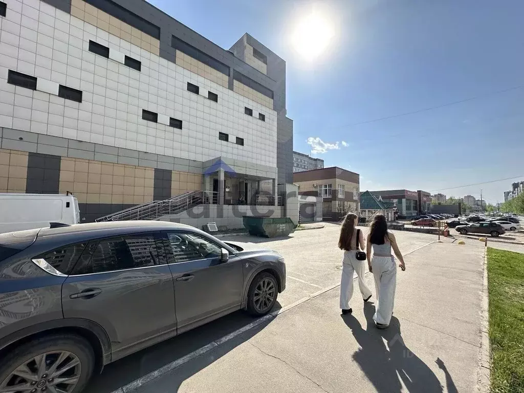 Помещение свободного назначения в Татарстан, Казань ул. Четаева, 42А ... - Фото 0