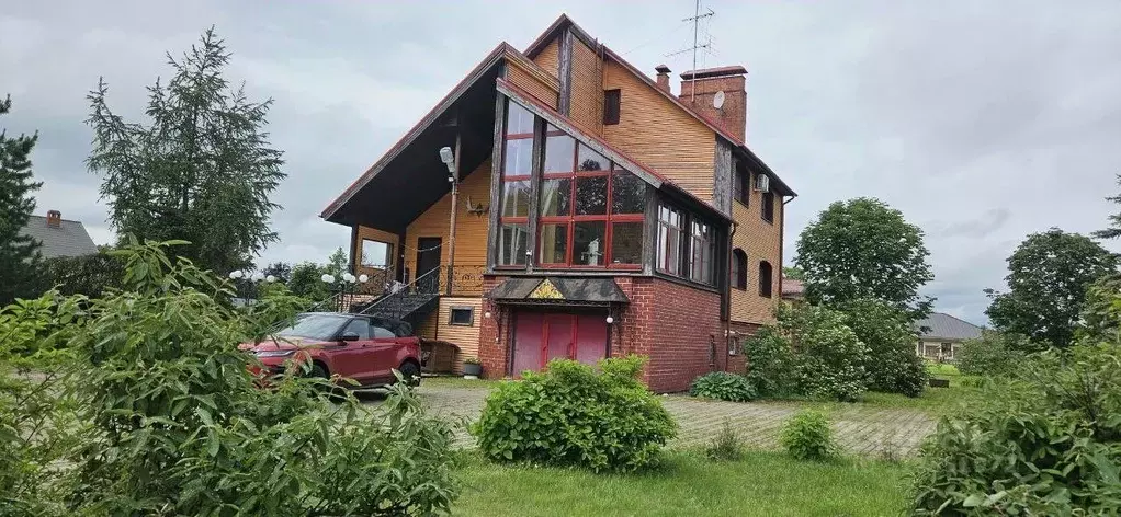 Дом в Новгородская область, Новгородский район, д. Савино Вишерская ... - Фото 0