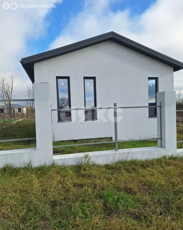 Дом в посёлок Виноградный, Красная улица (119.8 м) - Фото 1