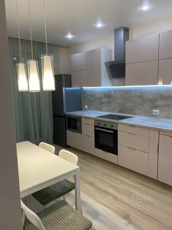 3-к кв. Тюменская область, Тюмень ул. Пожарных и Спасателей, 5к1 (80.0 ... - Фото 1