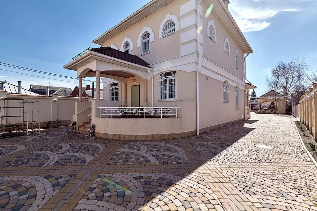 Дом в Краснодарский край, Краснодар Центральный мкр, ул. Кирова, 77 ... - Фото 0