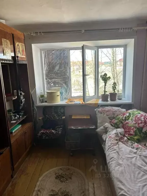 Комната Омская область, Омск просп. Мира, 23А (12.0 м) - Фото 1