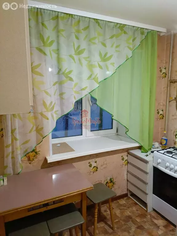 2-комнатная квартира: Краснозаводск, улица 1 Мая, 53 (44 м) - Фото 1