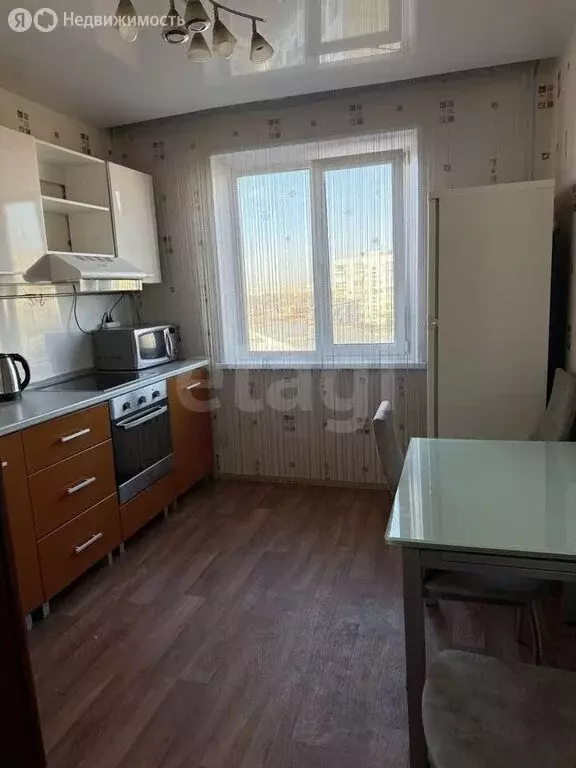 2-комнатная квартира: Челябинск, улица Молодогвардейцев, 56А (55 м) - Фото 2