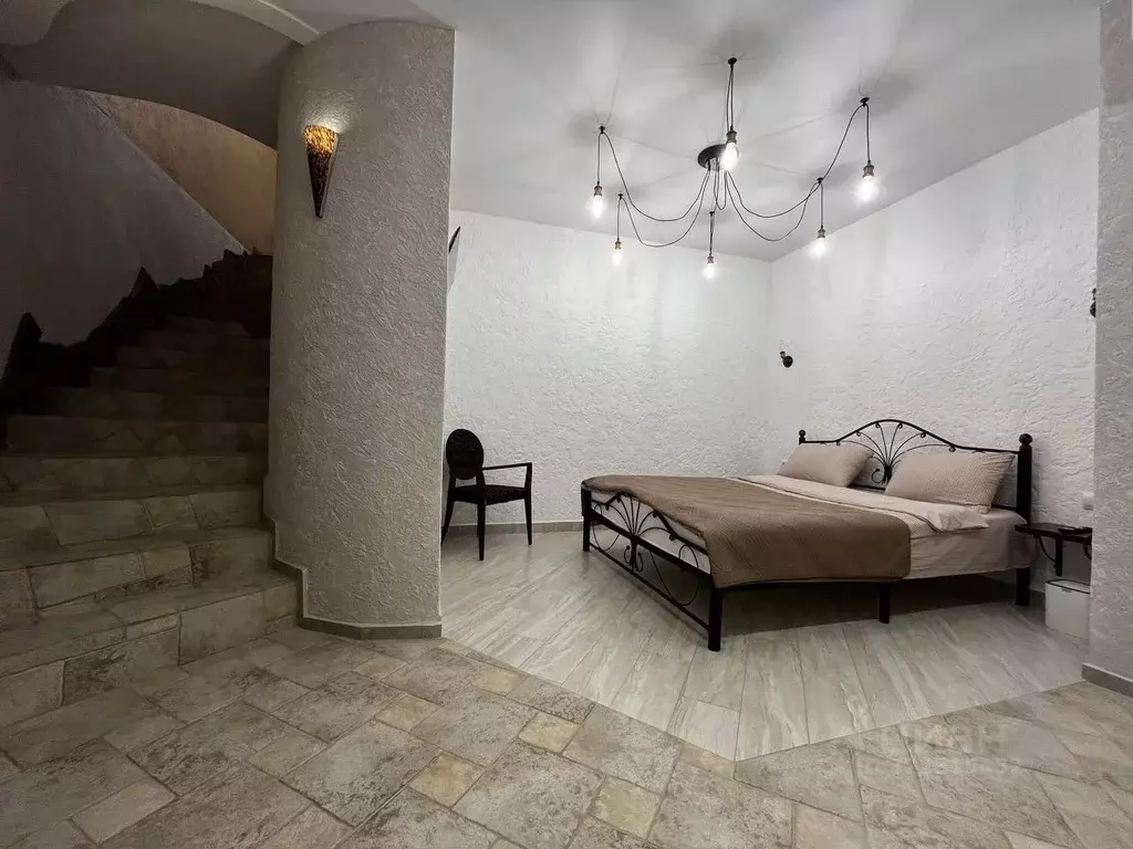 Комната Приморский край, Владивосток Жариковская ул., 37А (100.0 м) - Фото 1