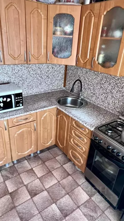 2-к кв. Омская область, Омск ул. Завертяева, 13 (52.3 м) - Фото 1