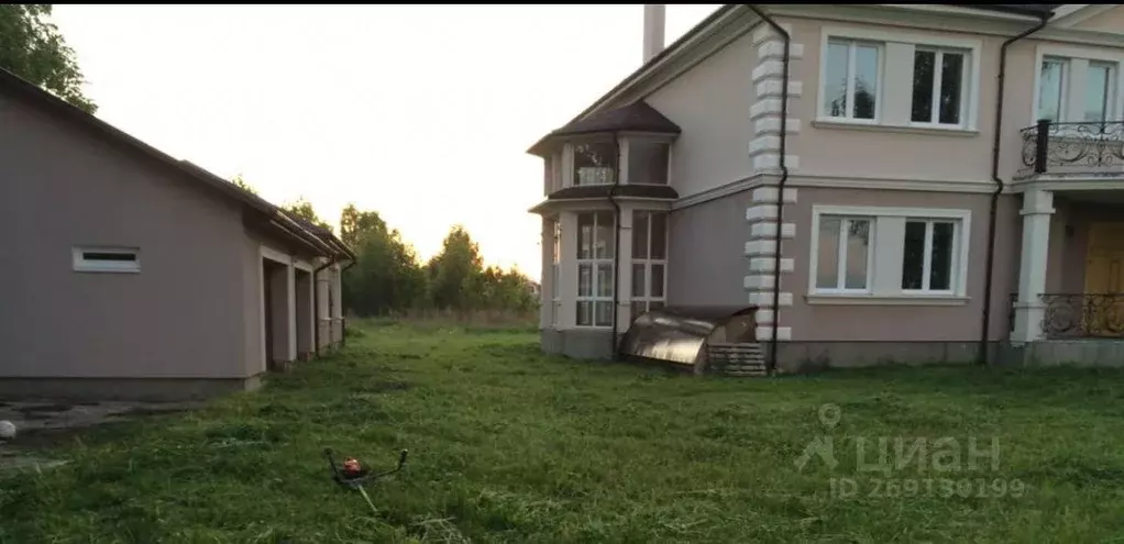 Коттедж в Татарстан, Лаишевский район, Никольское с/пос, с. Тарлаши ... - Фото 1