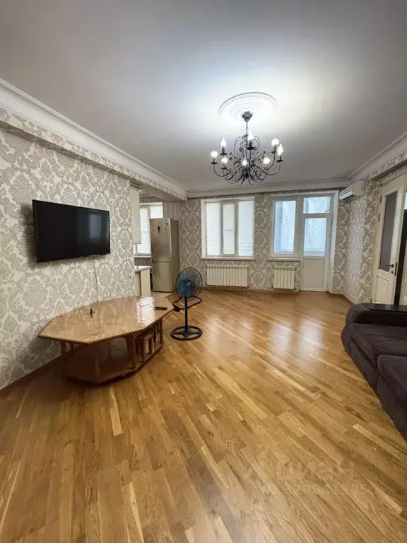 2-к кв. Дагестан, Махачкала ул. Некрасова, 83 (83.0 м) - Фото 0