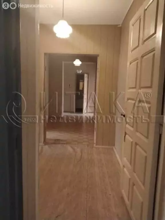 3-комнатная квартира: Псков, улица Киселёва, 27А (82.8 м) - Фото 2