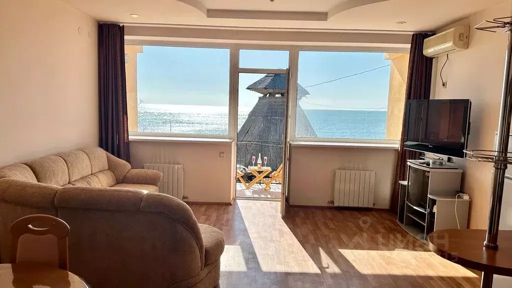 3-к кв. Крым, Феодосия наб. Черноморская, 42Б (100.0 м) - Фото 1