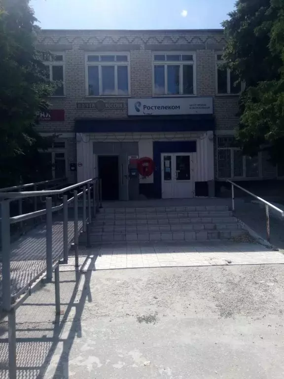 Помещение свободного назначения в Ульяновская область, Радищево рп ул. ... - Фото 0