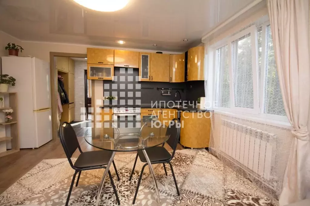Дом в Ханты-Мансийский АО, Ханты-Мансийск ул. Мира, 101А (85 м) - Фото 0
