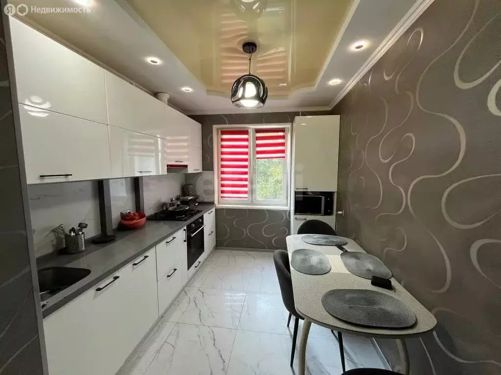 3-комнатная квартира: Симферополь, Заводской переулок, 29 (63 м) - Фото 1