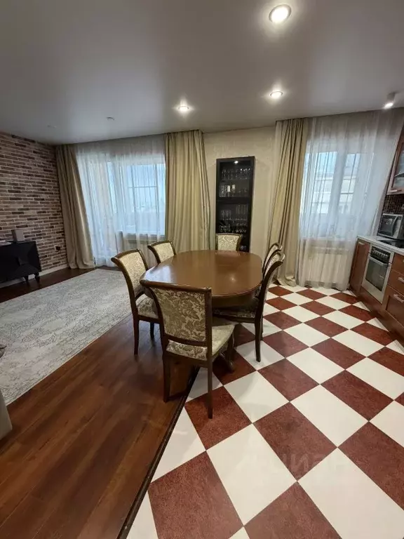 3-к кв. Бурятия, Улан-Удэ ул. Шумяцкого, 27 (67.1 м) - Фото 2