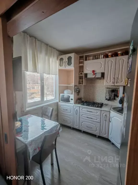 2-к кв. Алтайский край, Барнаул ул. Антона Петрова, 242 (45.4 м) - Фото 1