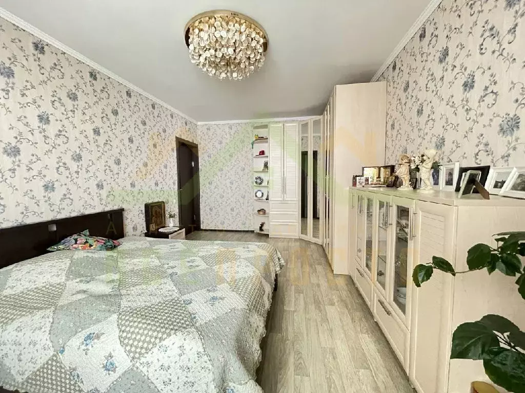 Продается 3-комнатная квартира - Фото 2