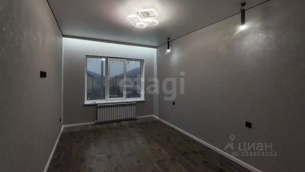 Дом в Ставропольский край, Михайловск Шпаковский район, ул. Владимира ... - Фото 2