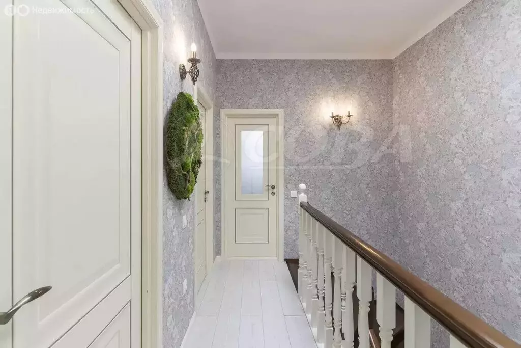 3-комнатная квартира: Тюмень, улица Федюнинского, 28к11 (106.2 м) - Фото 0
