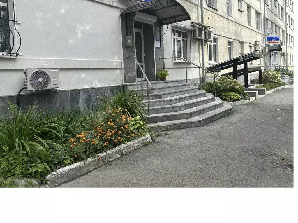 Офис в Свердловская область, Екатеринбург ул. 8 Марта, 7 (152 м) - Фото 1