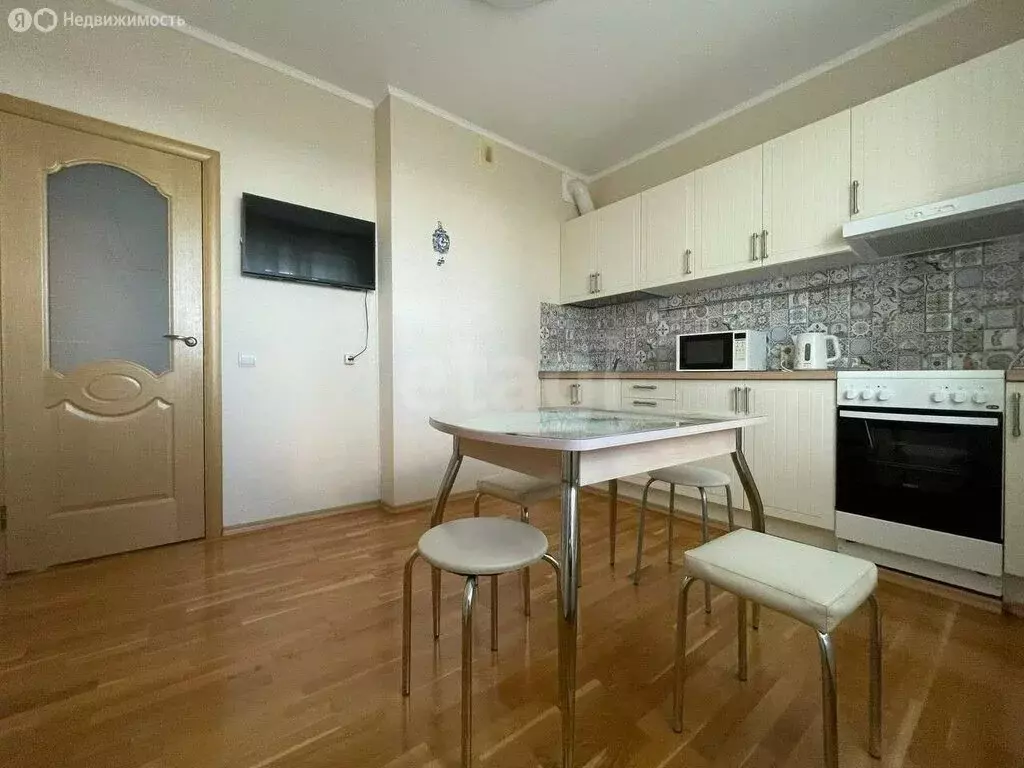 2-комнатная квартира: Ярославль, улица Лескова, 21 (72.5 м) - Фото 2