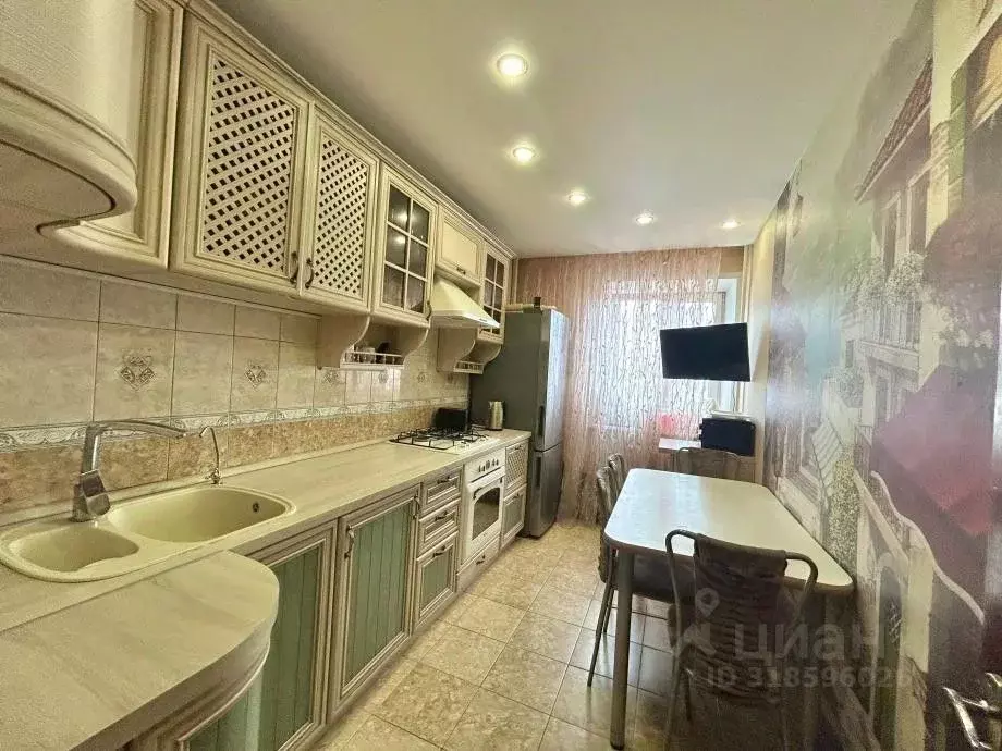 4-к кв. Пермский край, Березники Набережная ул., 41 (75.5 м) - Фото 1