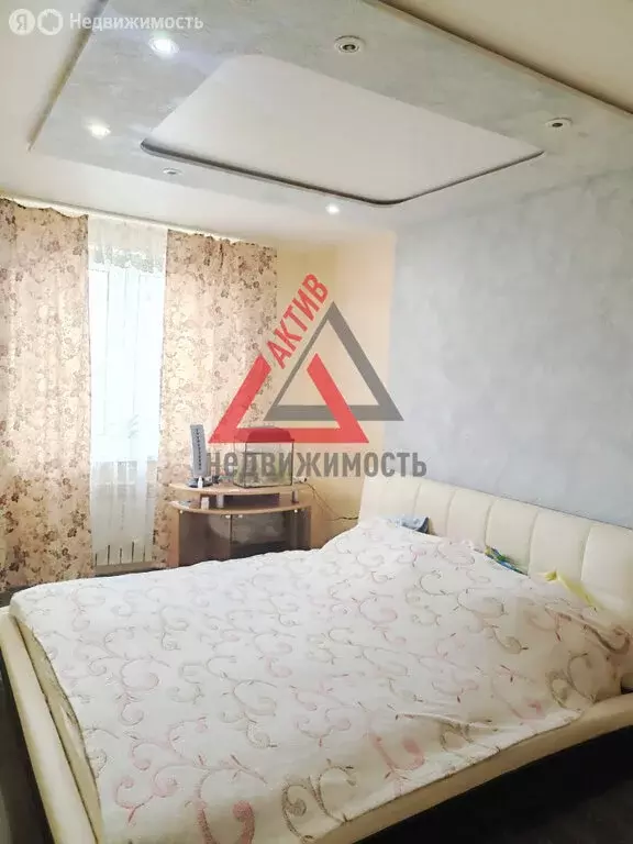 3-комнатная квартира: Каменск-Уральский, улица Шестакова, 21 (58.4 м) - Фото 2