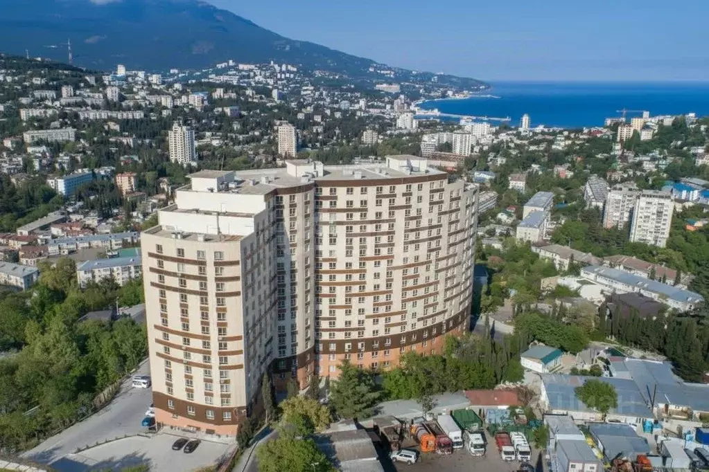 3-к кв. Крым, Ялта ул. Блюхера, 19 (70.0 м) - Фото 1