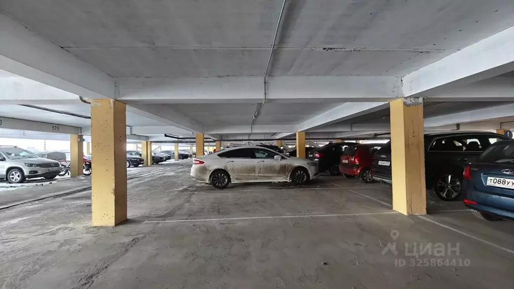 Гараж в Москва, Москва, Московский г. 3-й мкр, 21 (15 м) - Фото 1