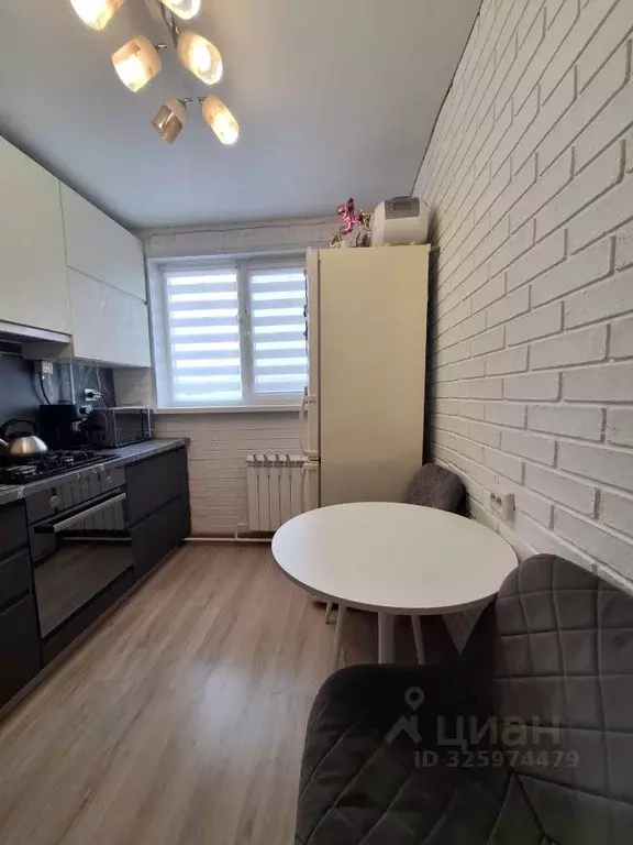 3-к кв. Челябинская область, Челябинск ул. Дзержинского, 18 (63.2 м) - Фото 2