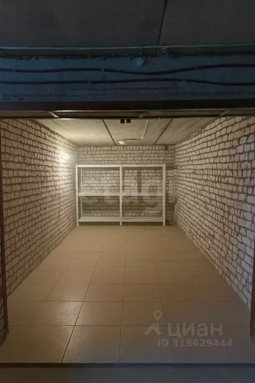 Гараж в Тюменская область, Тюмень ул. Максима Горького, 44 (19 м) - Фото 2