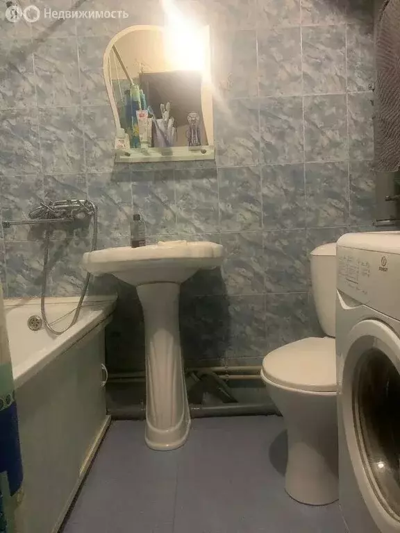 1-комнатная квартира: Рыбинск, улица Моторостроителей, 7 (31.8 м) - Фото 1