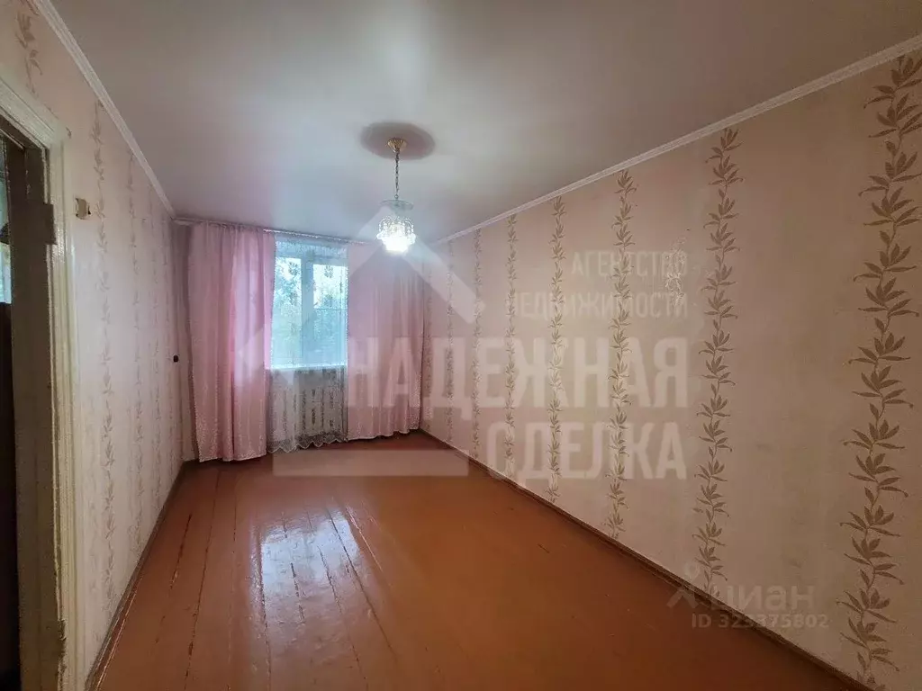 2-к кв. Алтайский край, Рубцовск Ленинградская ул., 3 (42.0 м) - Фото 1