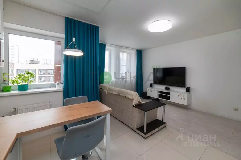 3-к кв. Свердловская область, Екатеринбург ул. Счастливая, 4 (98.3 м) - Фото 1