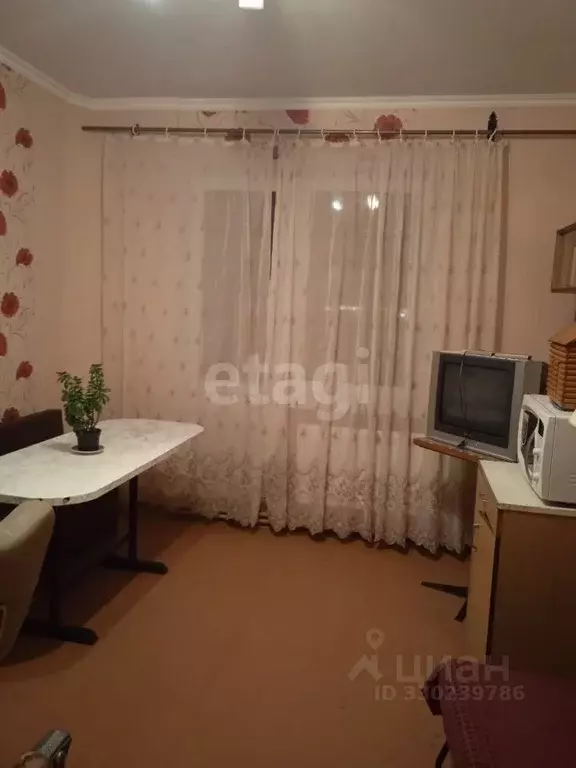2-к кв. Крым, Армянск Имени Генерала Корявко мкр, 31 (50.6 м) - Фото 1