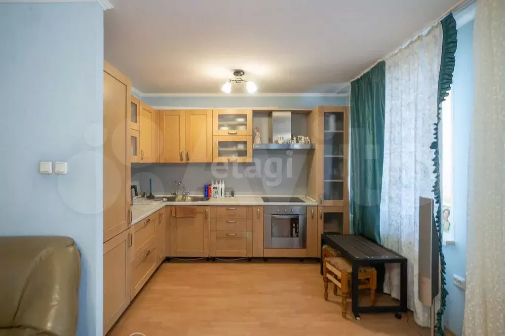 3-к. квартира, 70 м, 1/9 эт. - Фото 1