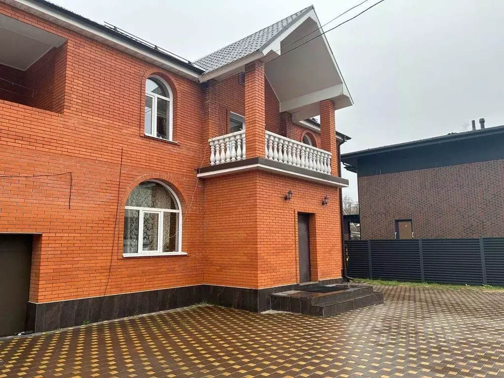 Дом, 370 м - Фото 1