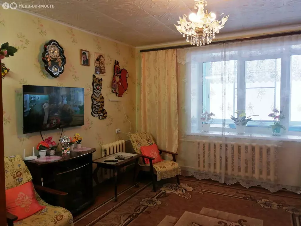 3-комнатная квартира: Купанское, Депутатская улица, 11 (63.1 м) - Фото 1